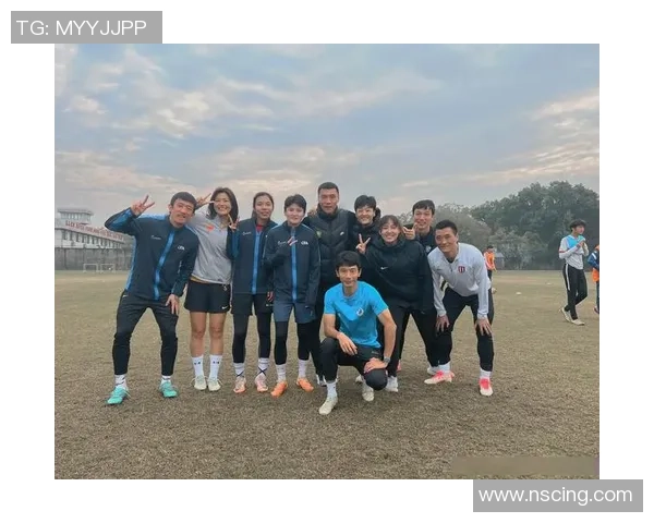 从足球场到世界舞台 我是球星足球员的成长之路 从足球场到世界舞台 我是球星足球员的成长之路