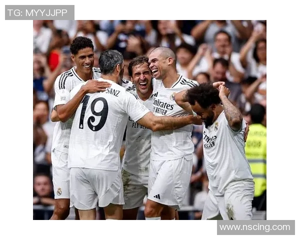 劳尔传奇再现：从少年天才到世界足球巨星的辉煌历程